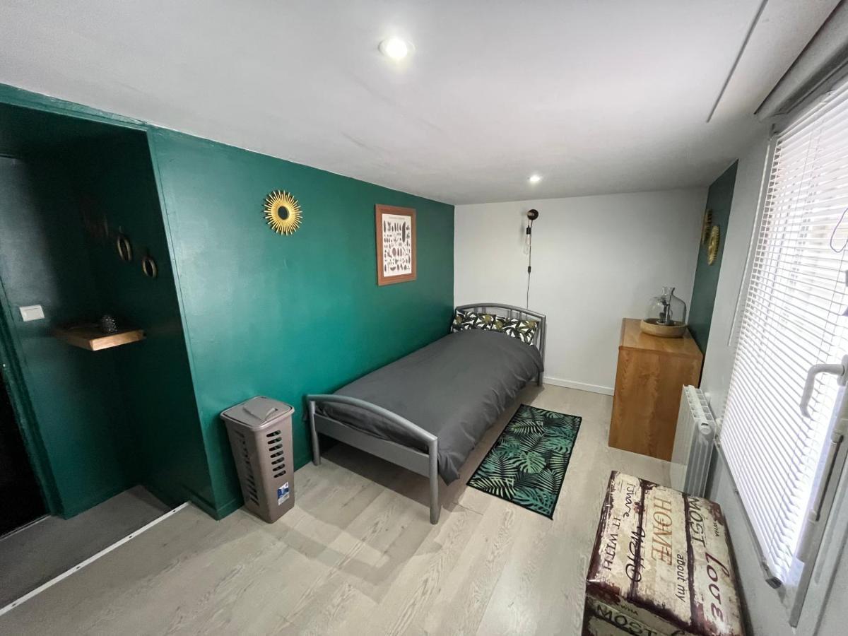 Chambres D'Hotes A La Forge Du Coglais La Selle-en-Cogles Esterno foto